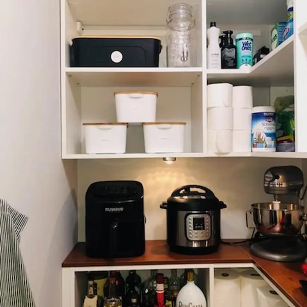 custom pantries