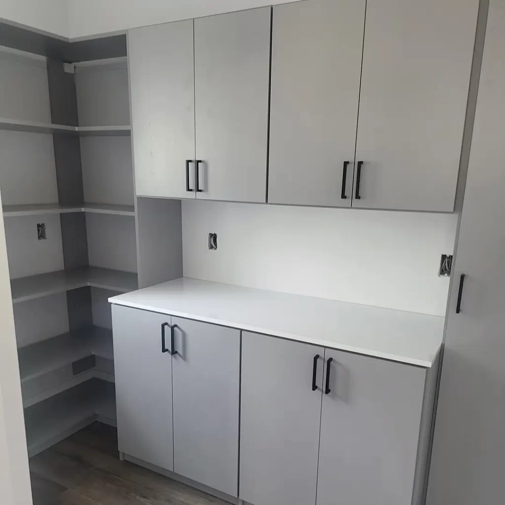 custom pantry closets 72
